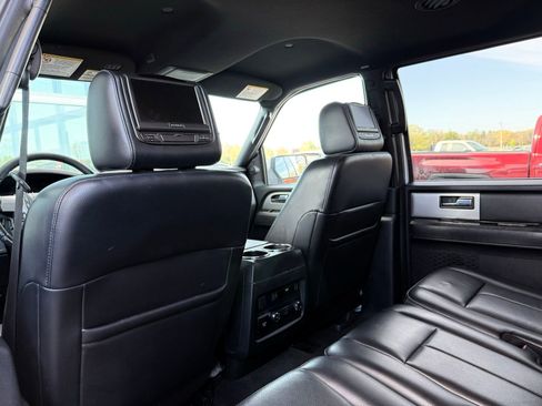 Used 2017 Ford Expedition EL Limited image 29