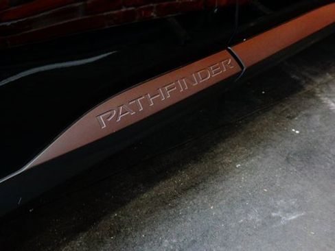 Used 2025 Nissan Pathfinder SV w/ SV Premium Package image 88