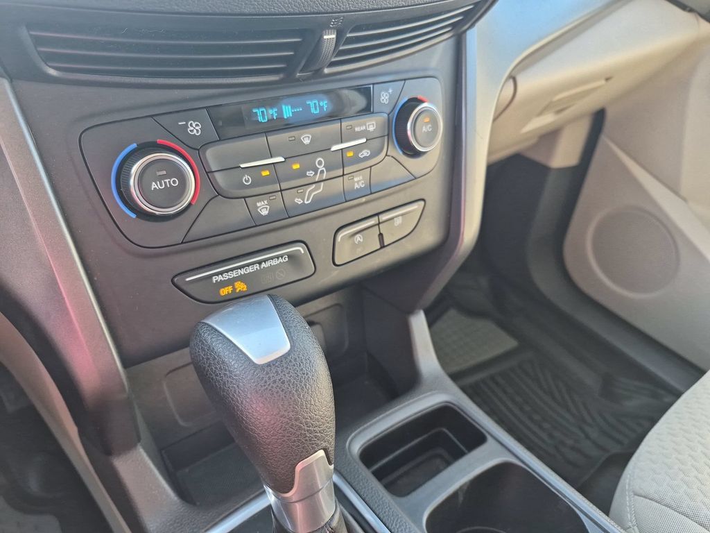 Used 2017 Ford Escape SE FWD image 22
