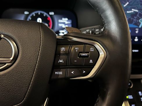 Used 2024 Lexus GX 550 AWD/4WD image 40