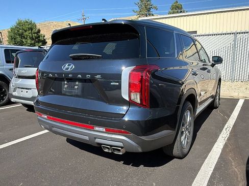 Used 2025 Hyundai Palisade SEL AWD/4WD image 2