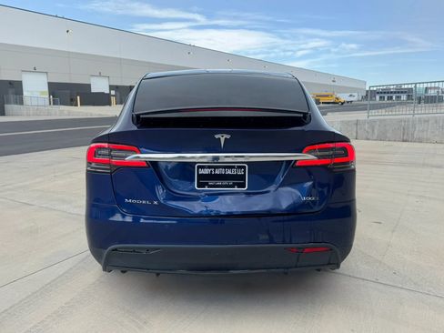 Used 2018 Tesla Model X 100D AWD/4WD image 4