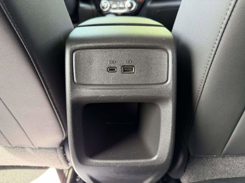 Certified 2024 Chevrolet Trax ACTIV w/ Driver Confidence Package FWD image 15