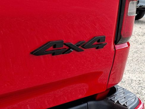 Used 2022 RAM 1500 Laramie AWD/4WD image 33