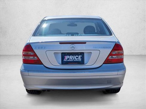 Used 2004 Mercedes-Benz C 230 Sedan image 7
