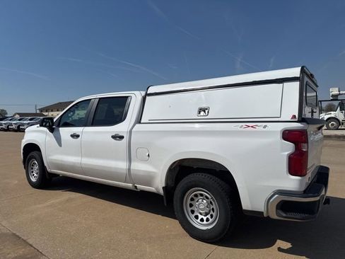 Used 2021 Chevrolet Silverado 1500 W/T w/ WT Value Package image 4