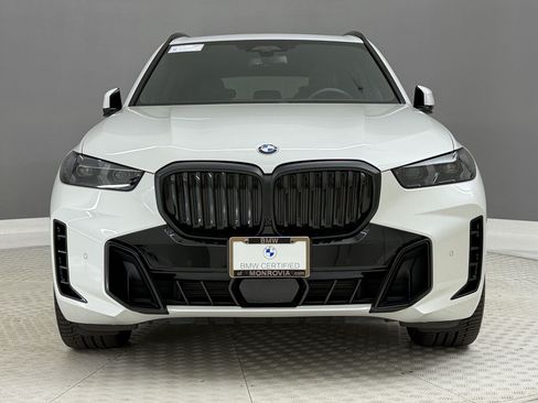 Certified 2024 BMW X5 sDrive40i w/ M Sport Package RWD image 6