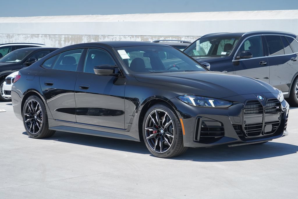 New 2026 BMW M440i w/ Premium Package RWD image 3