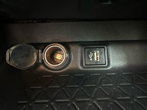 Certified 2024 Toyota RAV4 LE image 35