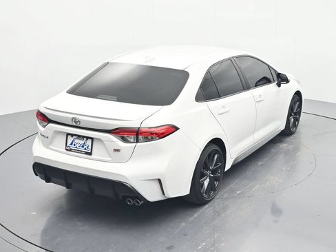 Used 2023 Toyota Corolla SE FWD image 32