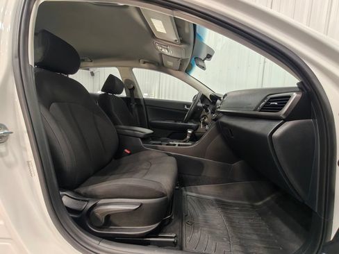 Used 2016 Kia Optima LX FWD image 24