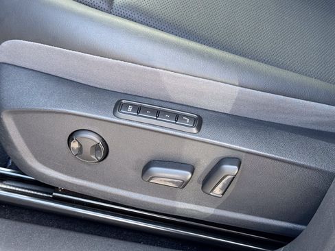 Certified 2023 Volkswagen ID.4 Pro S Plus AWD/4WD image 17