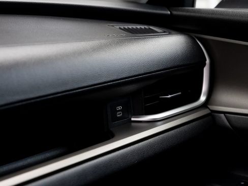 Certified 2024 Toyota Grand Highlander AWD image 25