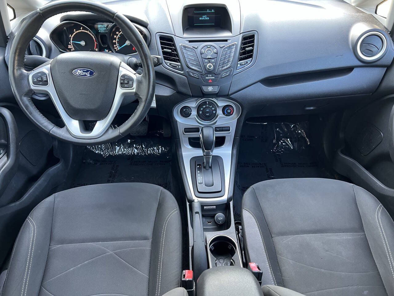 Used 2015 Ford Fiesta SE FWD image 13