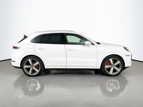 New 2026 Porsche Cayenne S AWD/4WD image 4