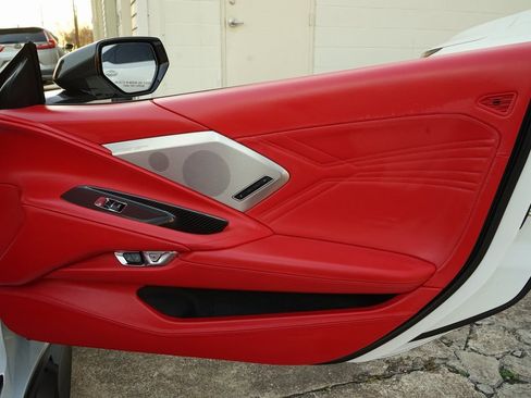 Used 2025 Chevrolet Corvette Z06 w/ Z07 Performance Package image 18