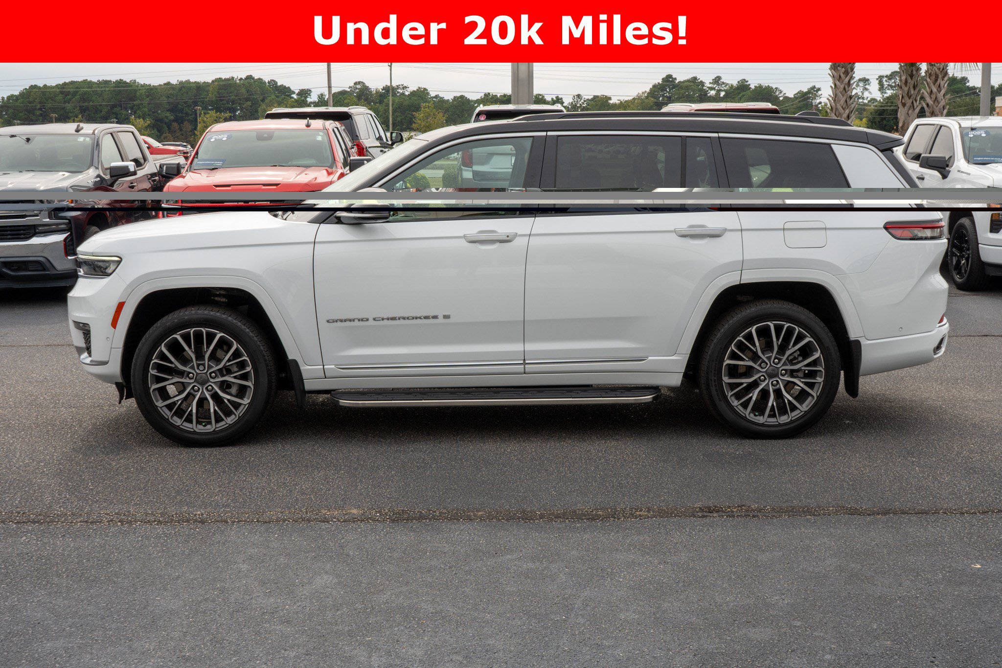 Used 2024 Jeep Grand Cherokee L Summit AWD/4WD image 6