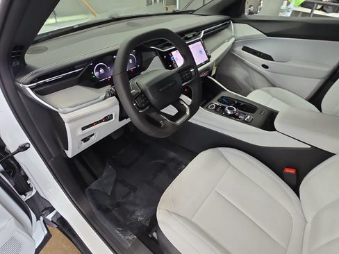 New 2026 Jeep Cherokee Laredo AWD/4WD image 16