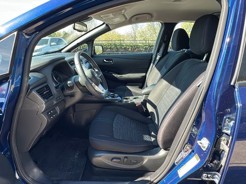 Used 2024 Nissan Leaf SV Plus image 13