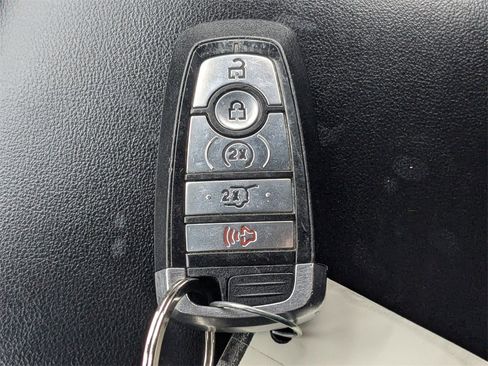 Used 2021 Ford Explorer Limited w/ Equipment Group 301A image 34