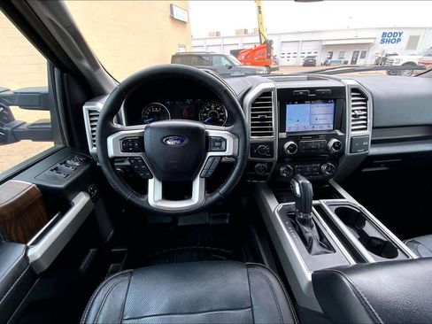 Used 2016 Ford F150 Lariat w/ Equipment Group 502A Luxury AWD/4WD image 6