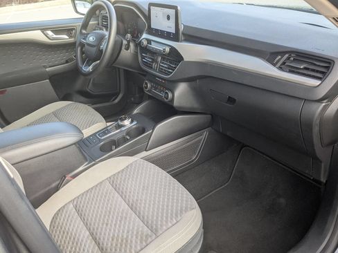 Used 2020 Ford Escape SE FWD image 37