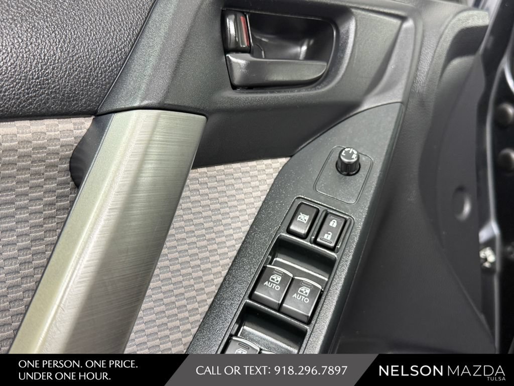 Used 2018 Subaru Forester 2.5i Premium AWD/4WD image 21