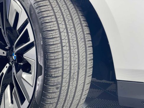 New 2026 BMW 530i w/ Premium Package image 4