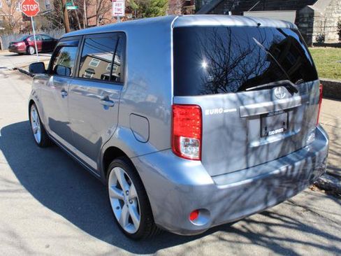 Used 2012 Scion xB image 8