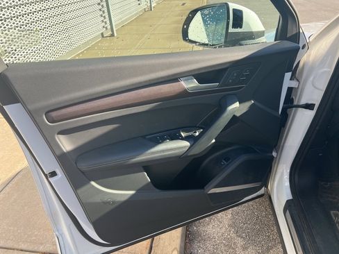 Used 2023 Audi Q5 2.0T Premium Plus w/ Premium Plus Package image 54