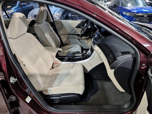 Used 2014 Honda Accord EX image 27