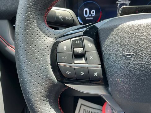 Used 2025 Ford Explorer ST-Line w/ ST-Line Street Pack AWD/4WD image 34