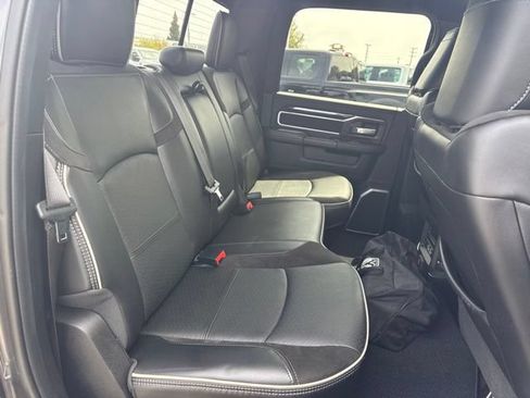 Used 2022 RAM 3500 Laramie AWD/4WD image 9
