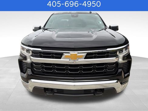 Used 2024 Chevrolet Silverado 1500 LT w/ Z71 Off-Road Package AWD/4WD image 10