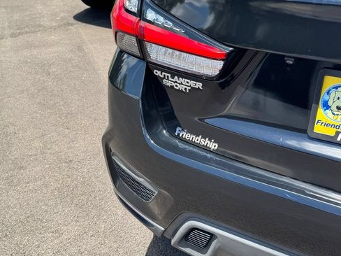 Used 2021 Mitsubishi Outlander Sport SE FWD image 18