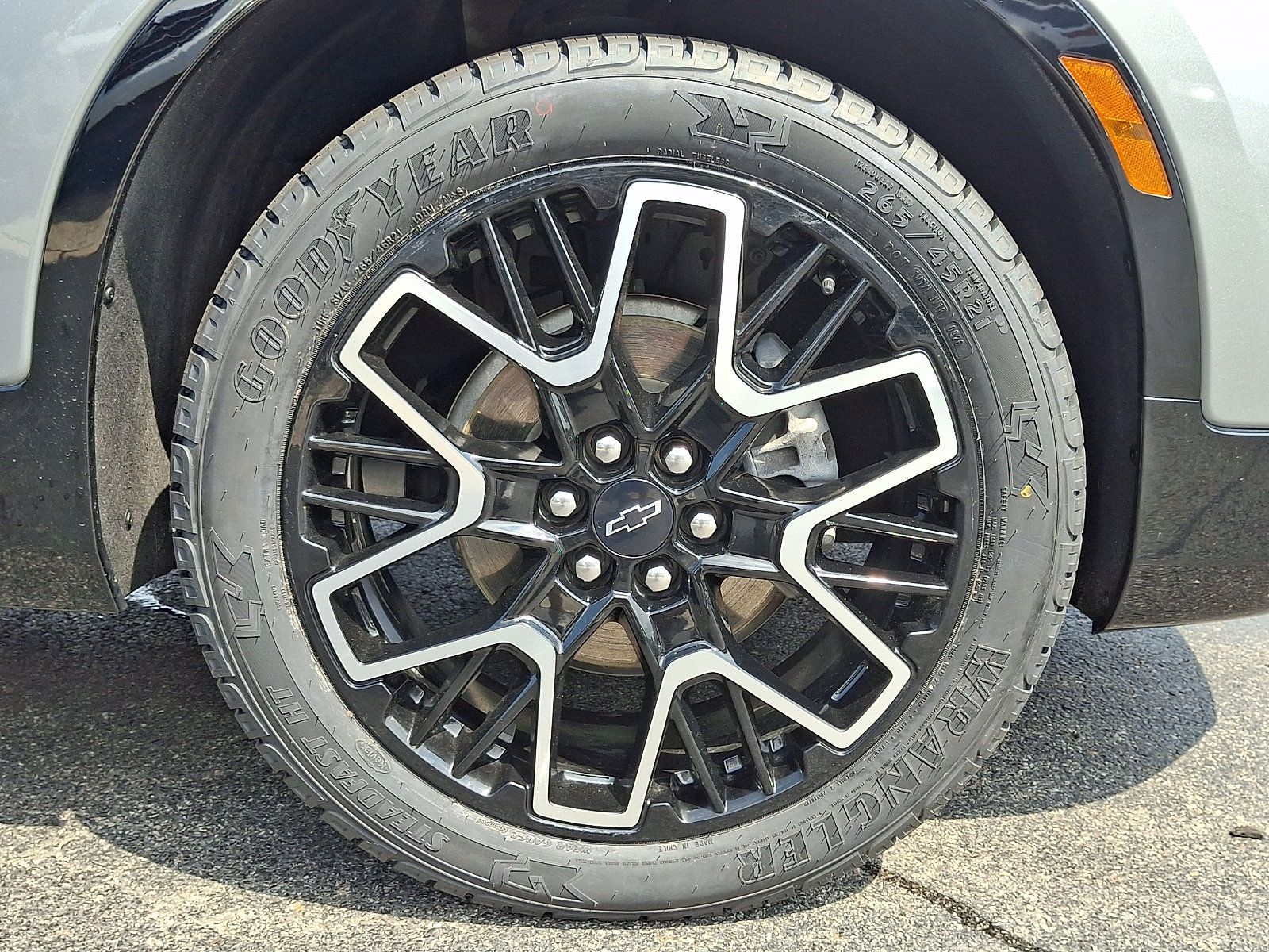 Used 2023 Chevrolet Blazer RS w/ Enhanced Convenience Package FWD image 8