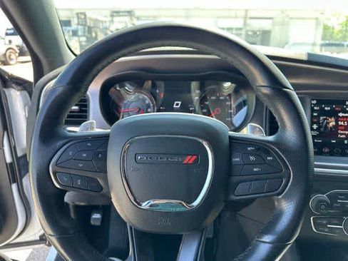 Used 2021 Dodge Charger SXT w/ Blacktop Package AWD/4WD image 13