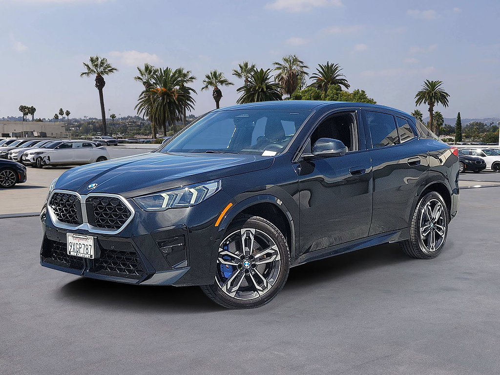 Used 2026 BMW X2 xDrive28i w/ Technology Package AWD/4WD image 1