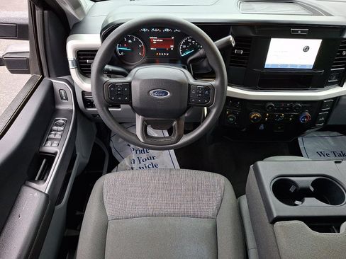 Used 2025 Ford F250 XLT AWD/4WD image 11