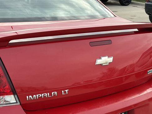 Used 2012 Chevrolet Impala LT w/ LT Sunroof Package image 10