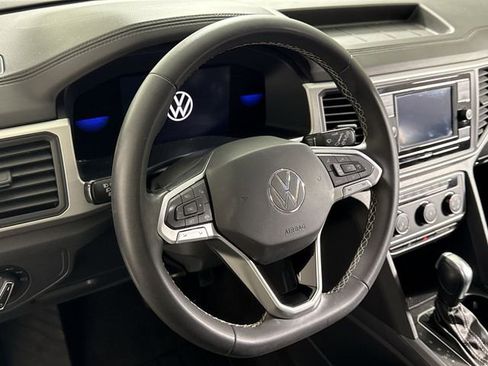 Used 2023 Volkswagen Atlas SE image 18