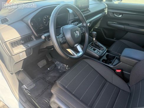 Used 2025 Honda CR-V Sport image 12
