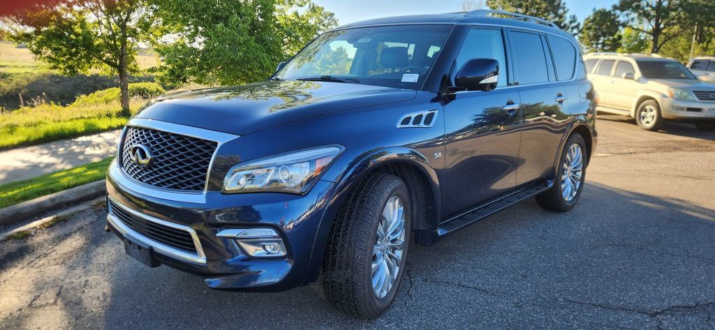 Used 2017 INFINITI QX80 4WD w/ Driver Assistance Package image 2