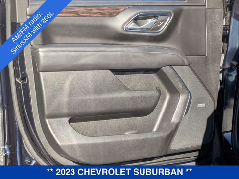 Used 2023 Chevrolet Suburban Z71 w/ Luxury Package image 13
