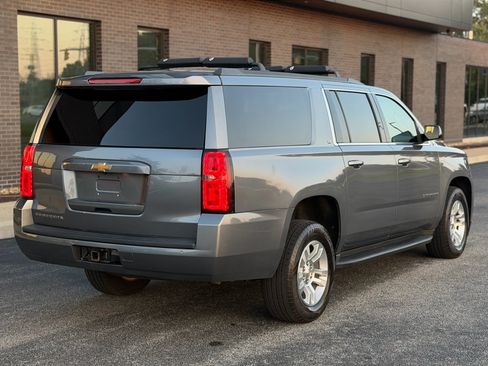 Used 2020 Chevrolet Suburban LT AWD/4WD image 2