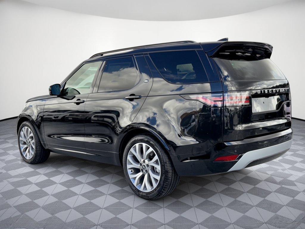 New 2026 Land Rover Discovery Limited Edition AWD/4WD image 3