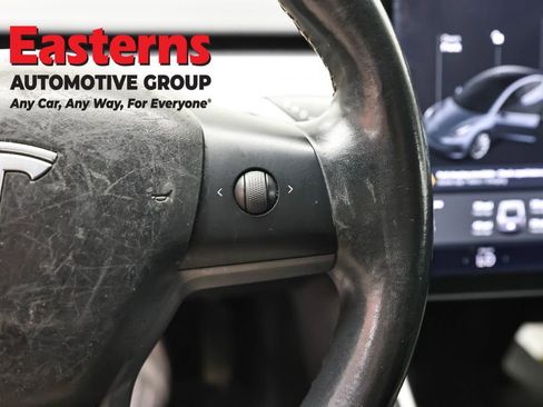 Used 2018 Tesla Model 3 Long Range RWD image 16