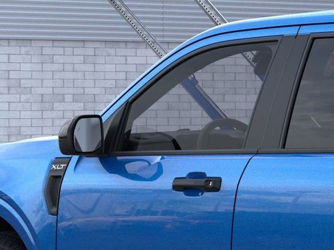 New 2025 Ford Maverick XLT w/ XLT Luxury Package image 21