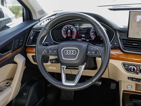 Used 2023 Audi Q5 2.0T Premium Plus w/ Premium Plus Package AWD/4WD image 14