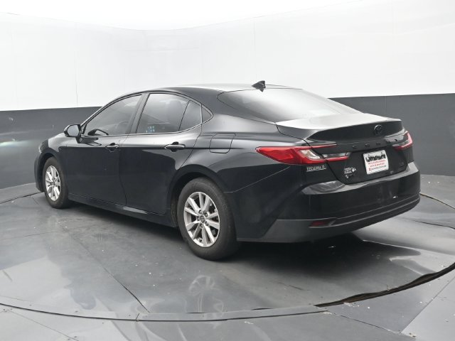 Used 2025 Toyota Camry LE FWD image 3